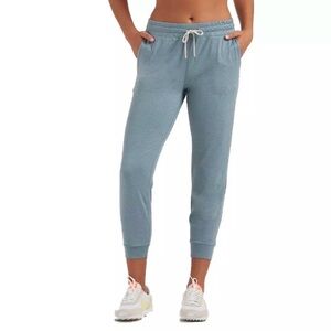 NWOT Vuori Joggers